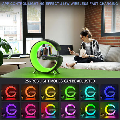 Adjustable Light Brightness and RGB Light Color G-Speaker-Luminaire suitable for Bedroom